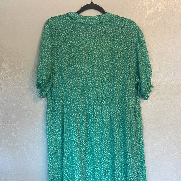 Old Navy green floral wrap dress - Picture 9 of 9